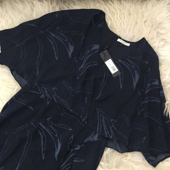 HALSTON HERITAGE Plunge Neckline Knee-Length Dress - Picture 5 of 8